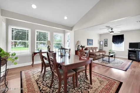 10164 Bear Valley Road Jacksonville FL 32257