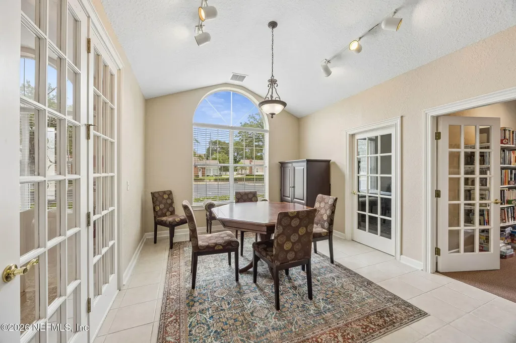 4369 Edgewater Crossing Drive Jacksonville FL 32257