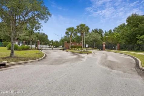 4369 Edgewater Crossing Drive Jacksonville FL 32257