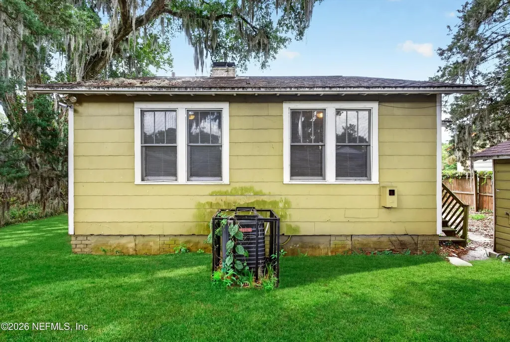 385 Duray Court Jacksonville FL 32208