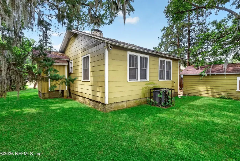 385 Duray Court Jacksonville FL 32208