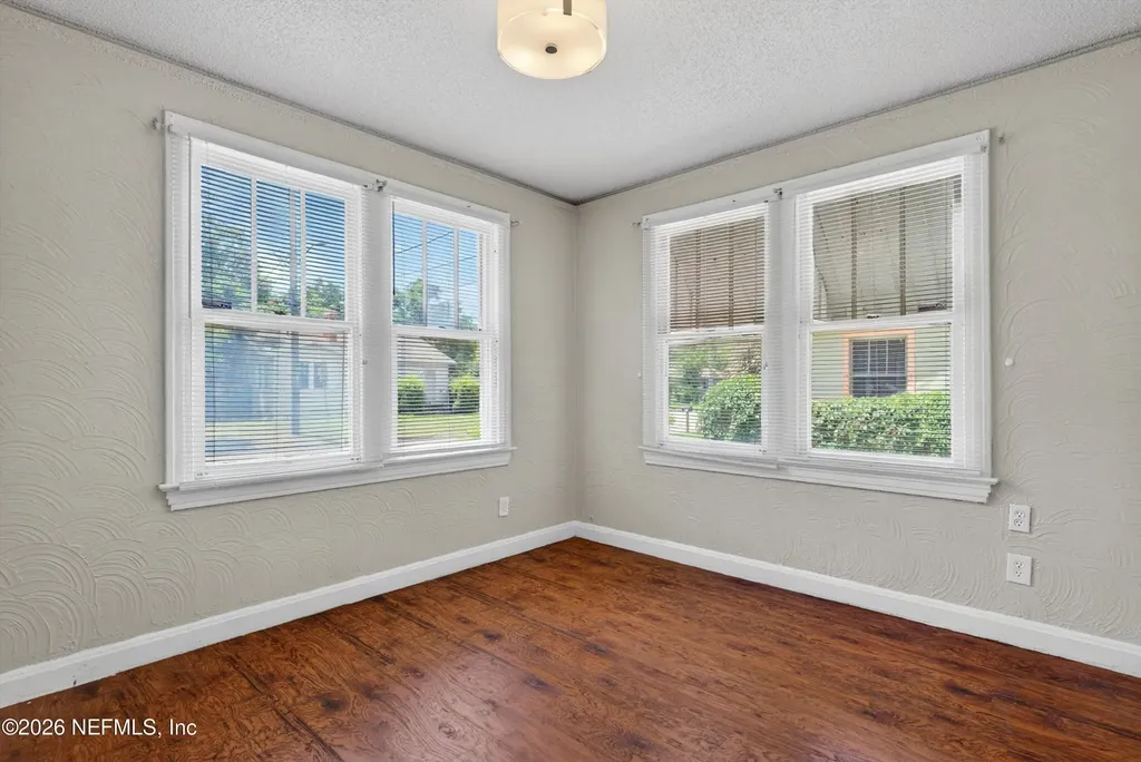 385 Duray Court Jacksonville FL 32208