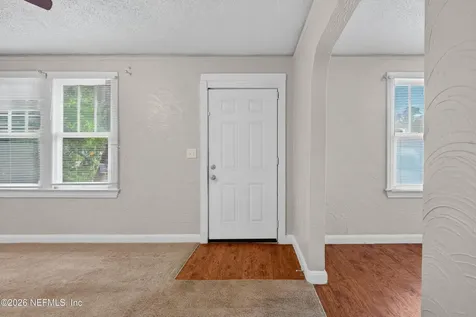 385 Duray Court Jacksonville FL 32208