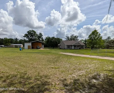 204 Comer Road Palatka FL 32177