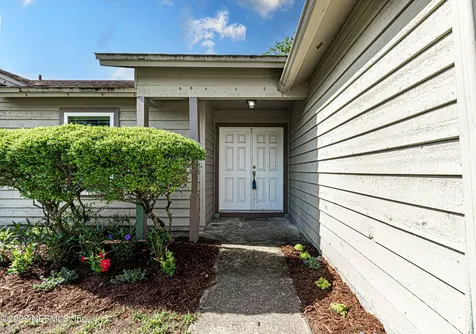 8516 Bending Branch Court Jacksonville FL 32244