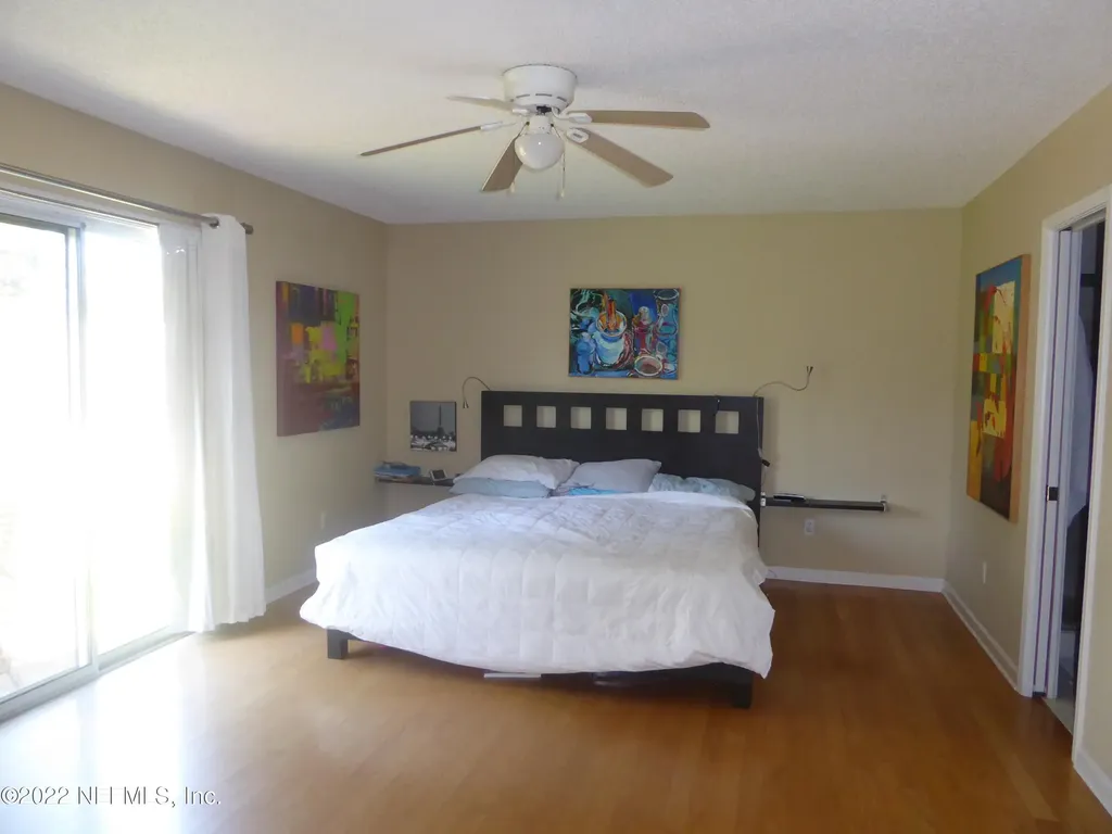 625 S 11th Avenue S Jacksonville Beach FL 32250