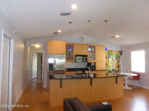 625 S 11th Avenue S Jacksonville Beach FL 32250