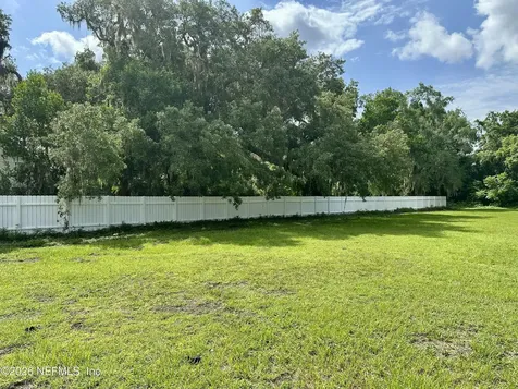 000 S Summit Street Crescent City FL 32112