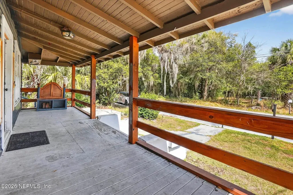 1124 S 12th Street Palatka FL 32177