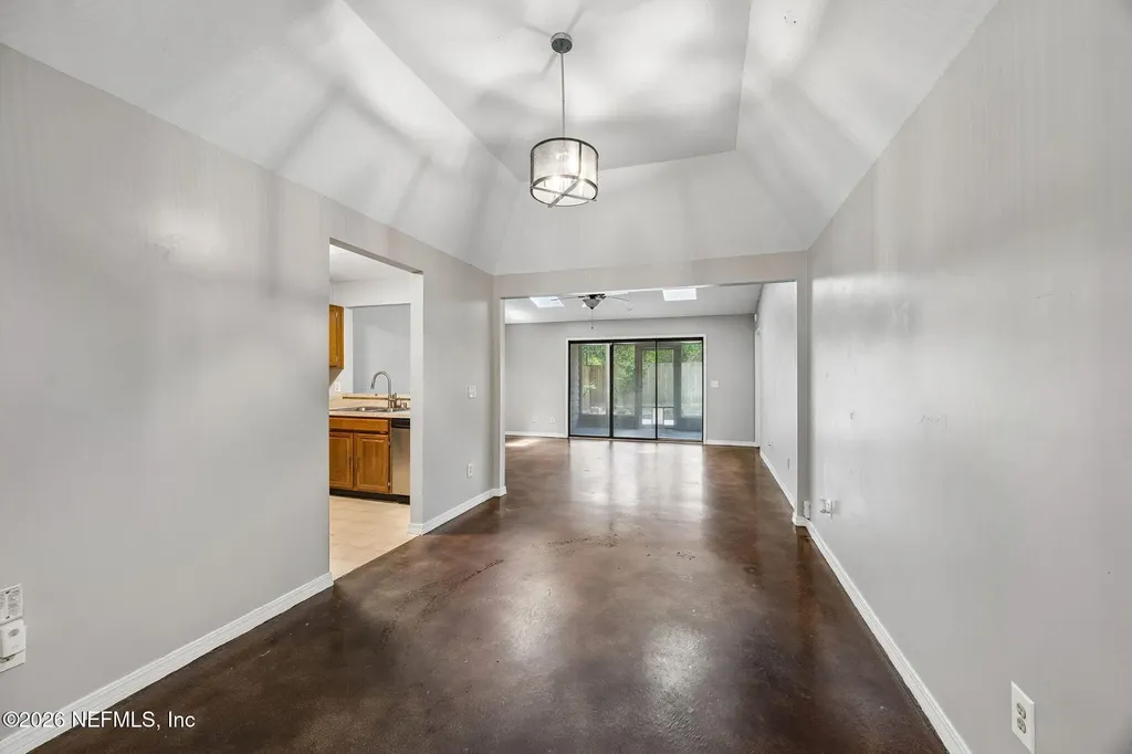 3561 Villa Place Jacksonville FL 32277