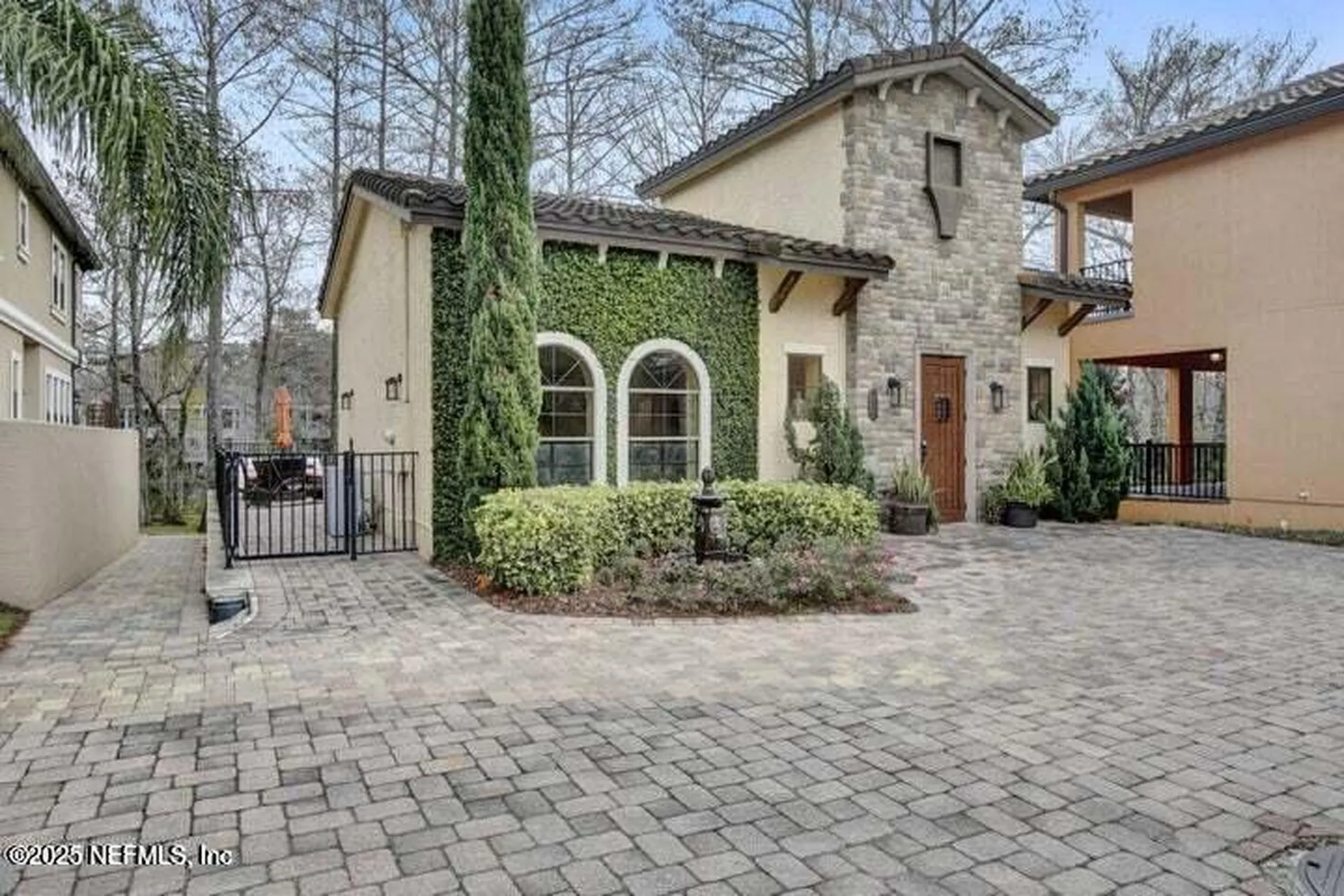 8861 Amalfi Court Jacksonville FL 32217