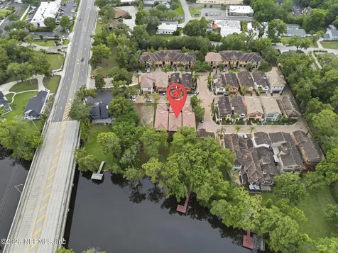 8861 Amalfi Court Jacksonville FL 32217