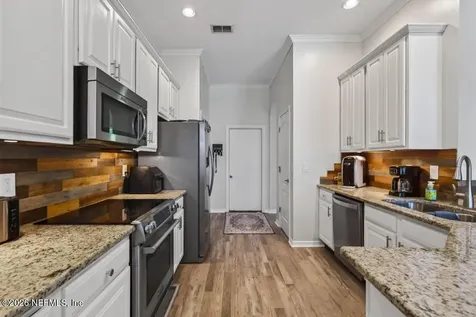 6783 Cabello Drive Jacksonville FL 32226