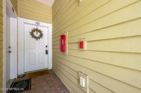 131 Burnett Court St. Johns FL 32259