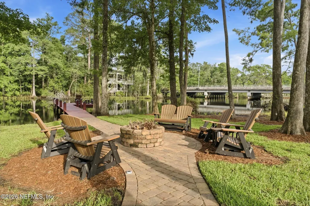 8863 Amalfi Court Jacksonville FL 32217