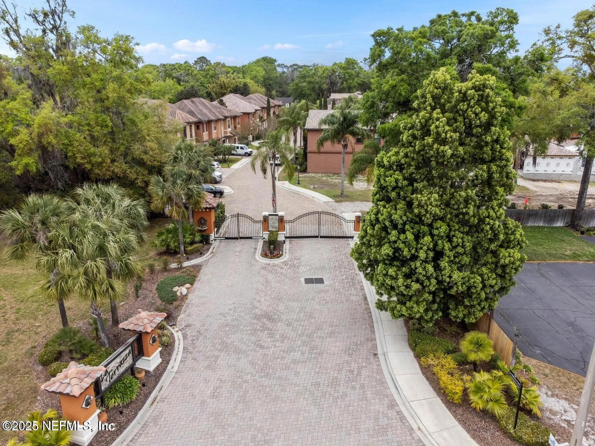 8863 Amalfi Court Jacksonville FL 32217