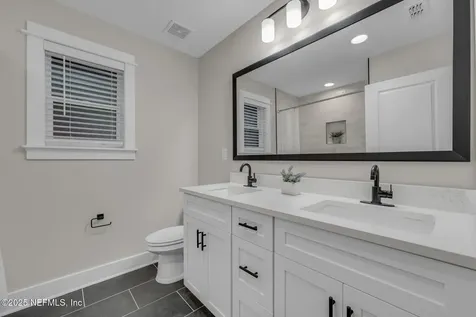 8863 Amalfi Court Jacksonville FL 32217