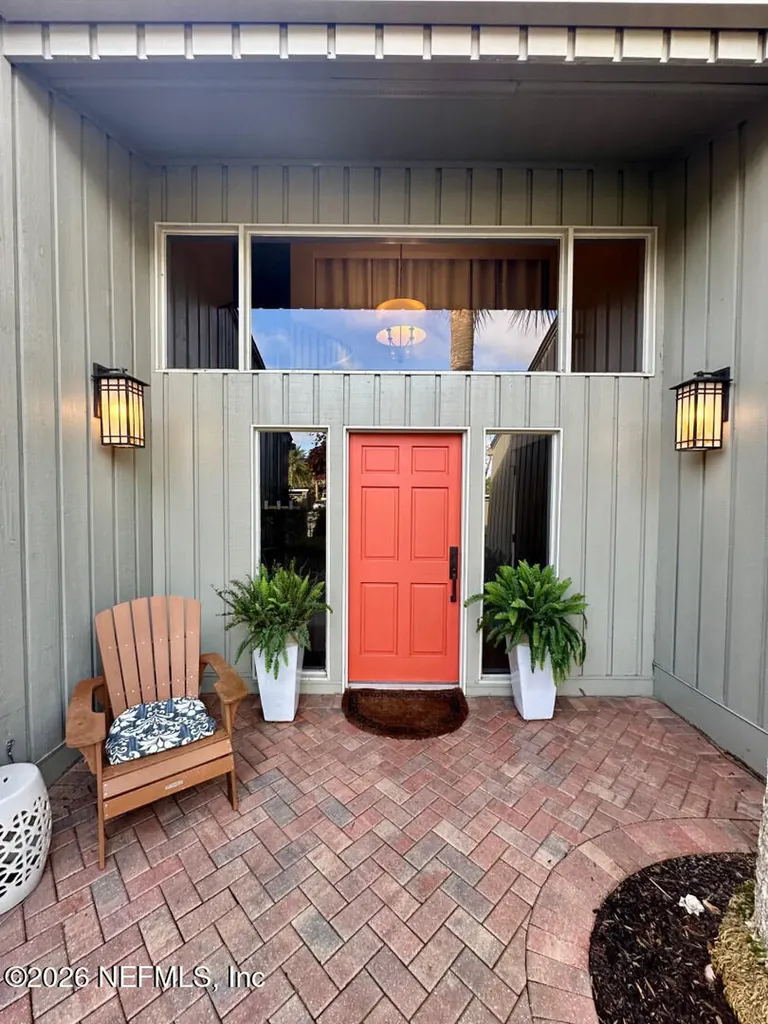 9897 Sawgrass Drive E Ponte Vedra Beach FL 32082