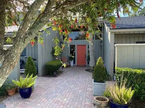 9897 Sawgrass Drive E Ponte Vedra Beach FL 32082