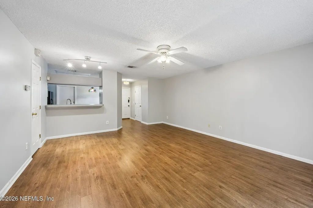 3541 Rain Forest Drive W Jacksonville FL 32277