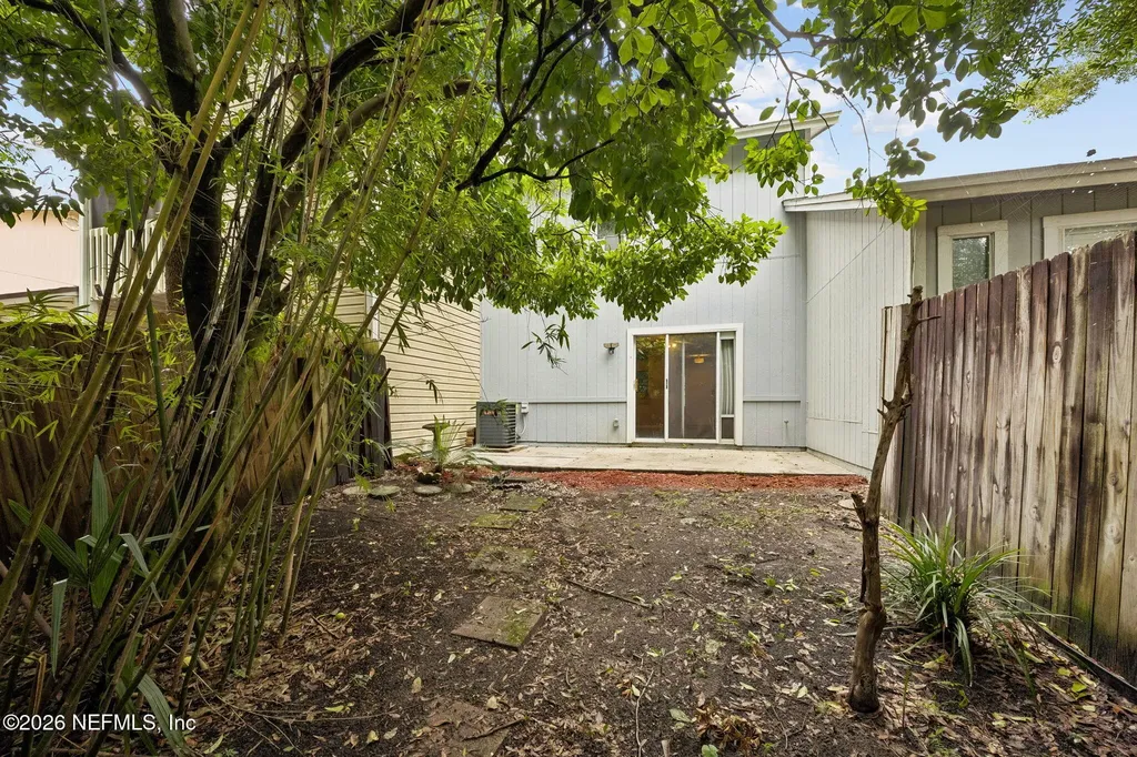 3541 Rain Forest Drive W Jacksonville FL 32277