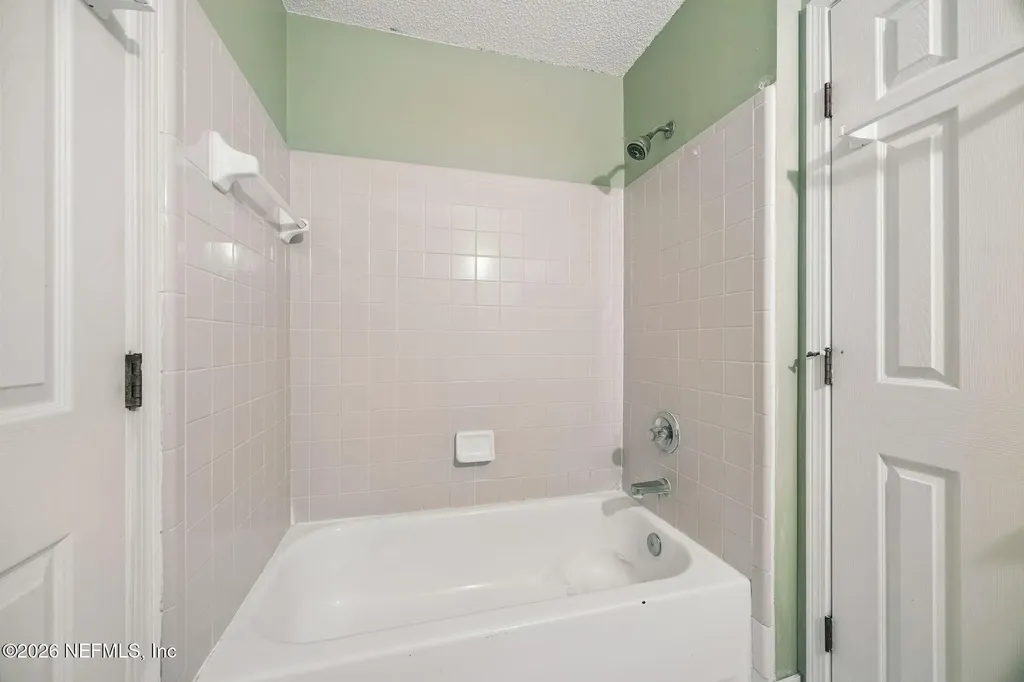 3541 Rain Forest Drive W Jacksonville FL 32277
