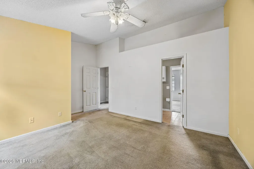 3541 Rain Forest Drive W Jacksonville FL 32277