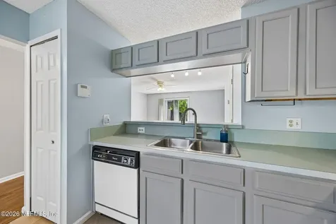 3541 Rain Forest Drive W Jacksonville FL 32277