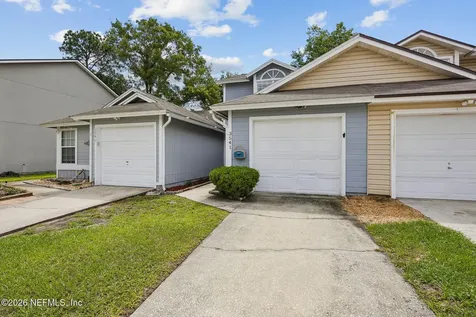 3541 Rain Forest Drive W Jacksonville FL 32277