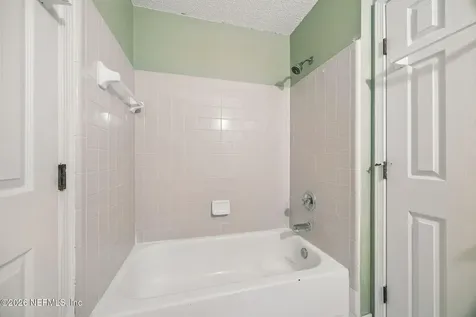 3541 Rain Forest Drive W Jacksonville FL 32277