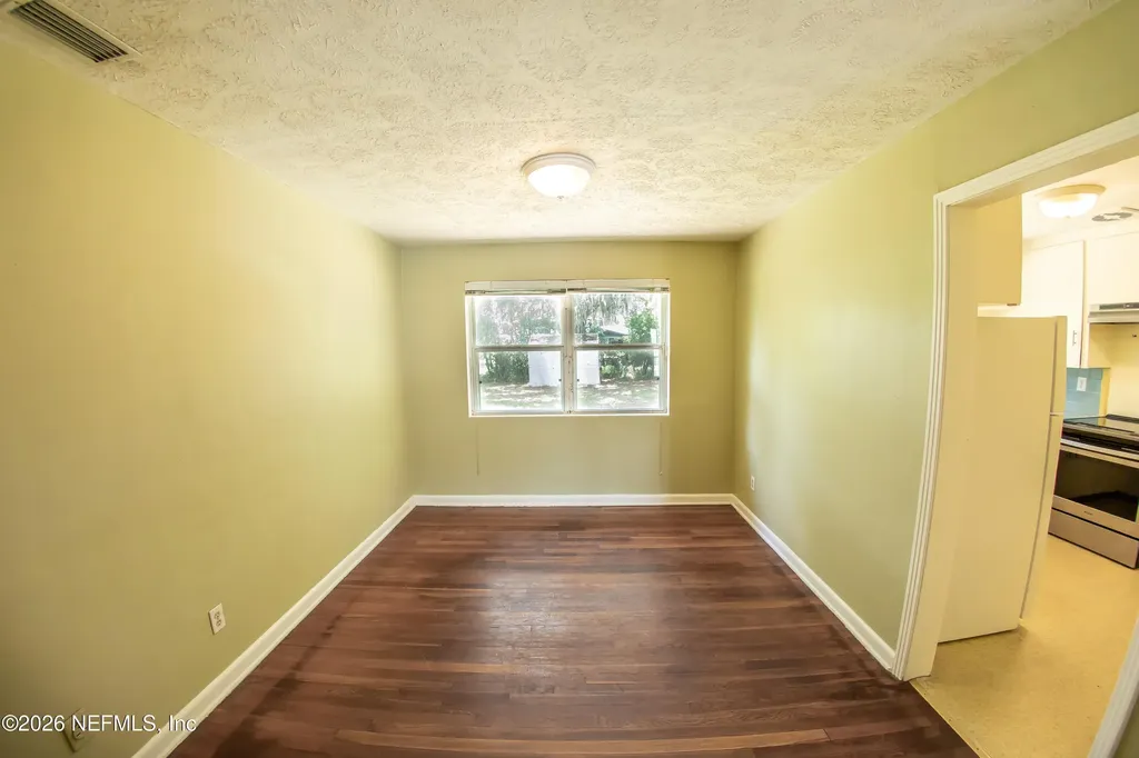 2457 Broward Road Jacksonville FL 32218
