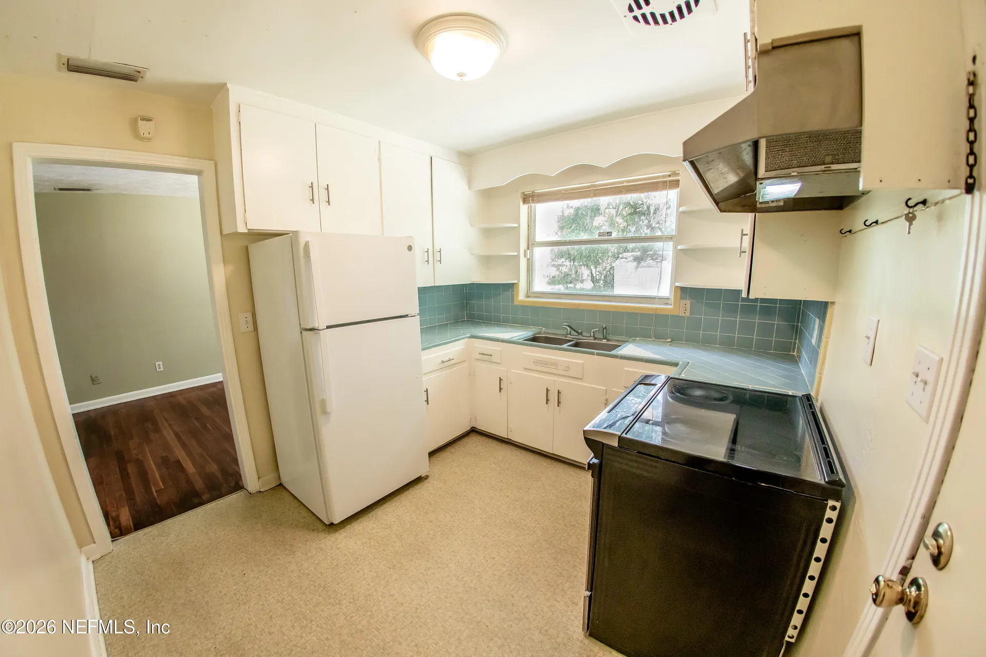 2457 Broward Road Jacksonville FL 32218