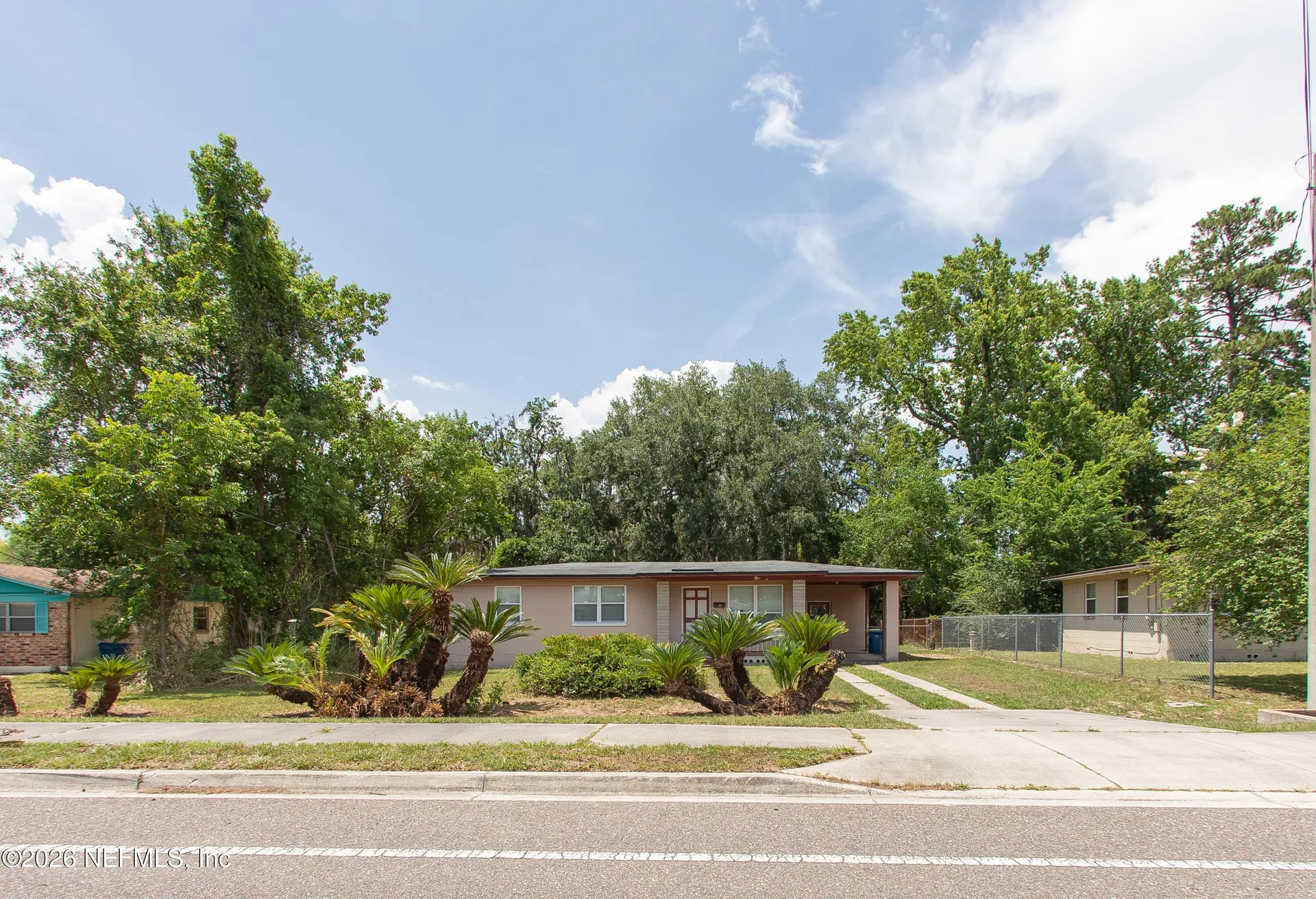 2457 Broward Road Jacksonville FL 32218
