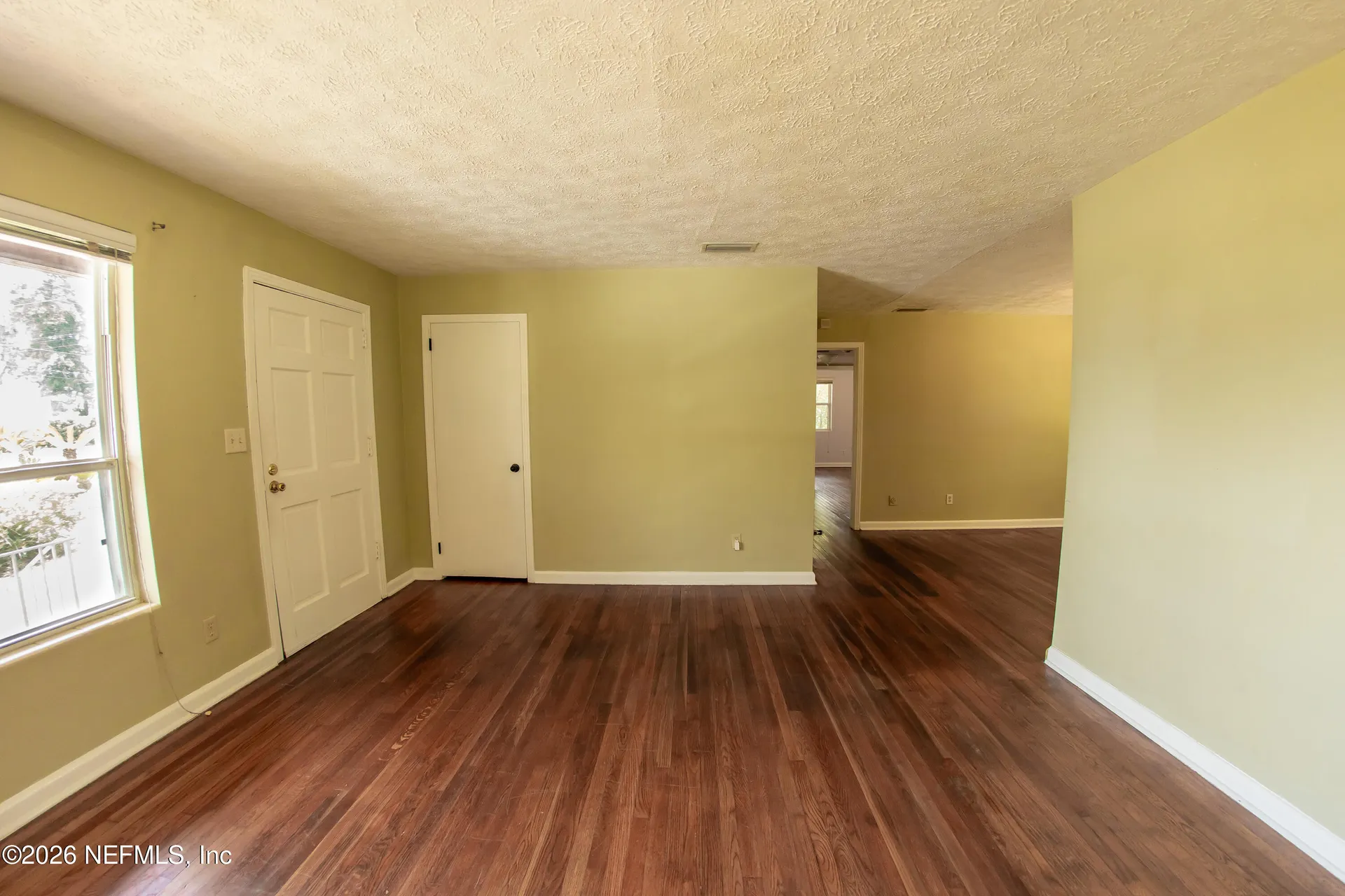 2457 Broward Road Jacksonville FL 32218
