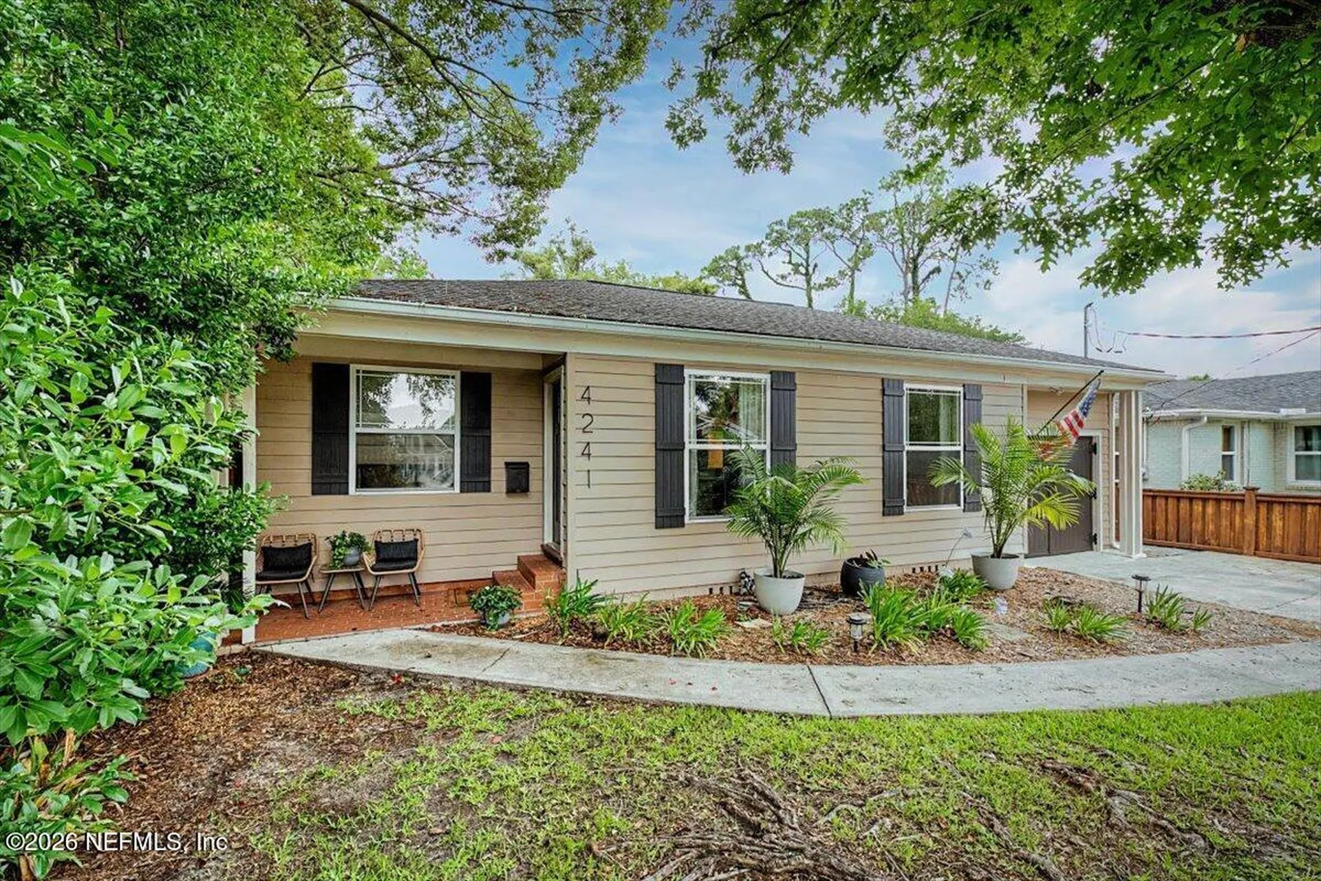4241 Lexington Jacksonville FL 32210