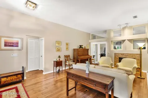 2355 Covington Creek Drive W Jacksonville FL 32224