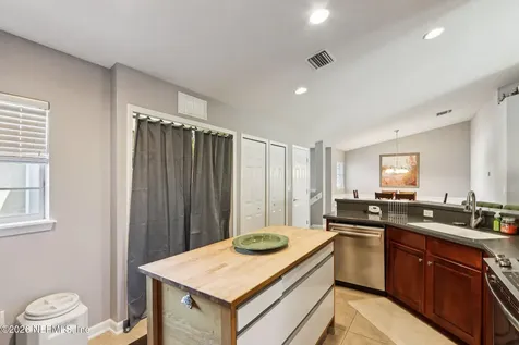 6604 White Blossom Court Jacksonville FL 32258