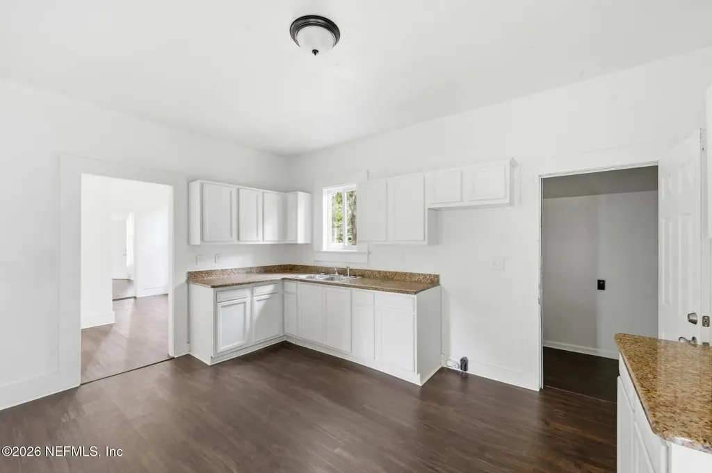 2344 W 18th Street Jacksonville FL 32209