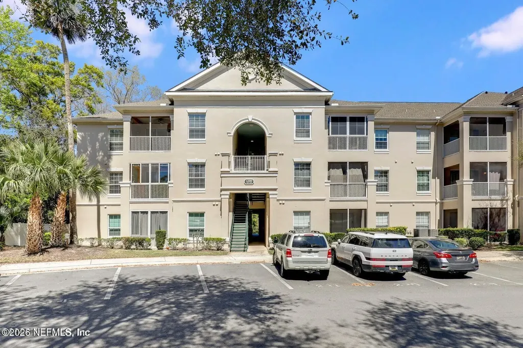 8601 Beach Boulevard Jacksonville FL 32216
