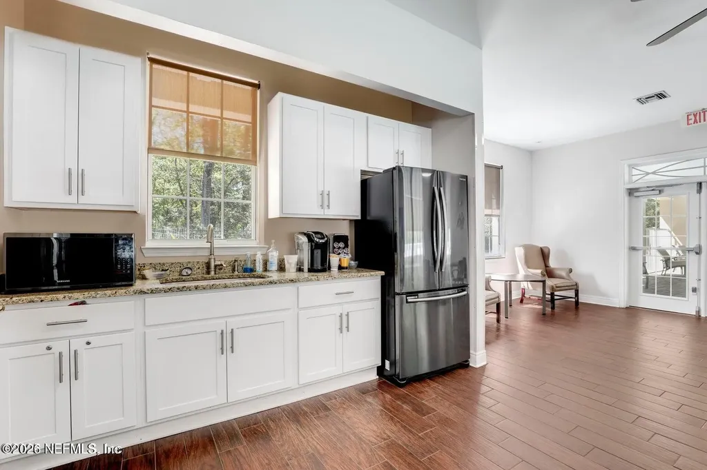 8601 Beach Boulevard Jacksonville FL 32216