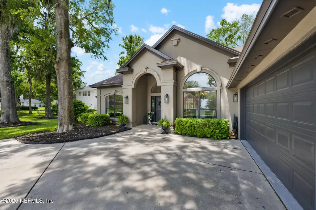 13827 Longs Landing Road E Jacksonville FL 32225