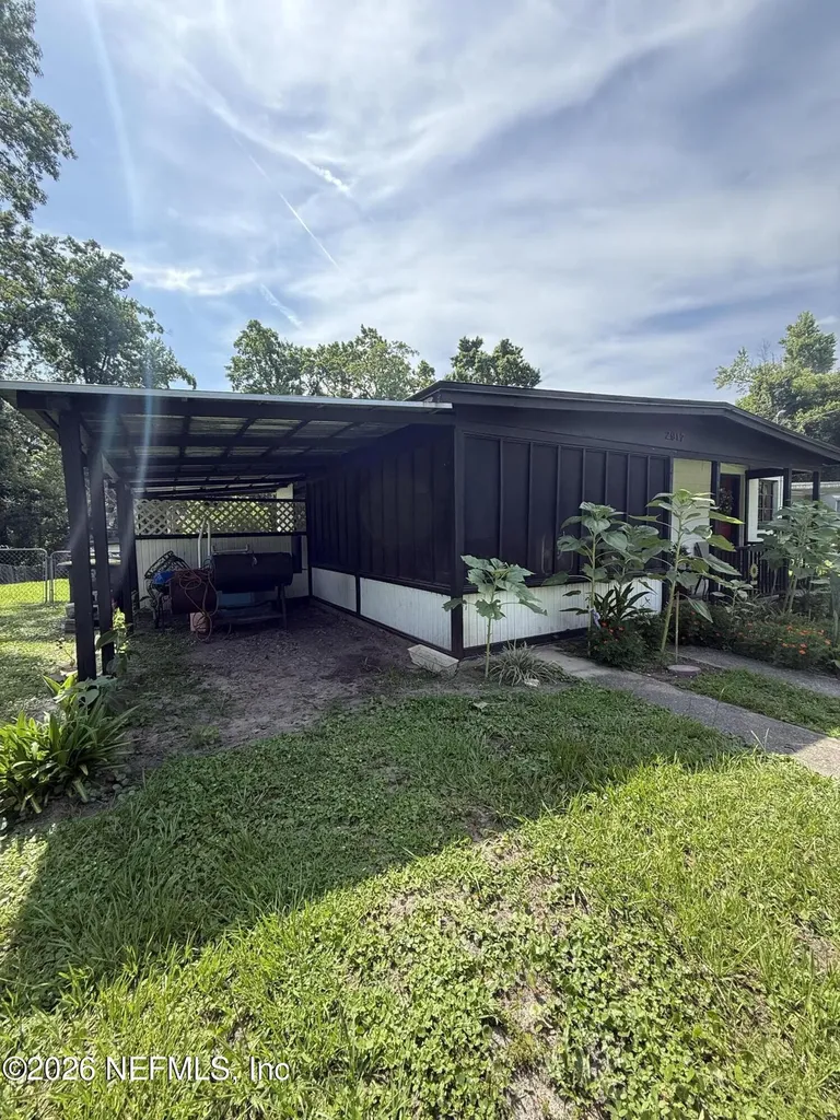 2917 Parr Court E Jacksonville FL 32216