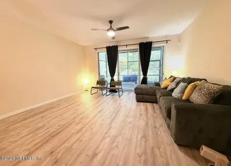 7546 Scarlet Ibis Lane Jacksonville FL 32256