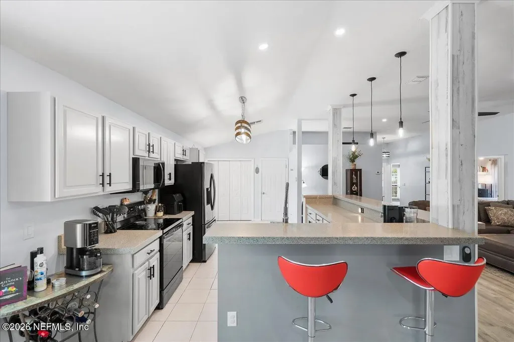 7699 Fawn Lake Drive S Jacksonville FL 32256