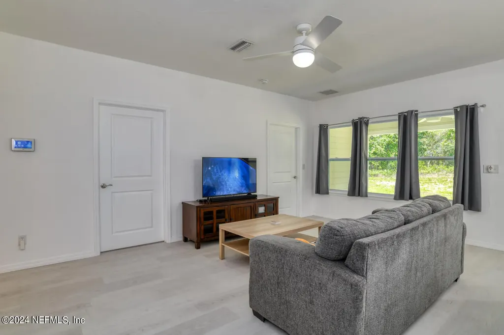 101 Killian Drive Hawthorne FL 32640