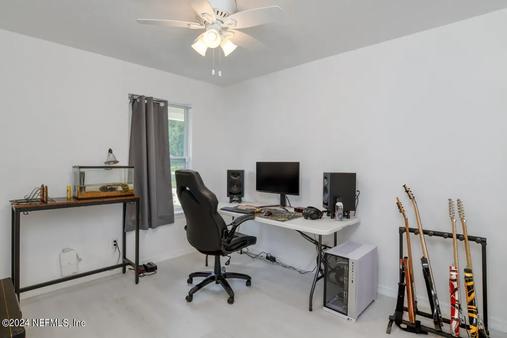 101 Killian Drive Hawthorne FL 32640