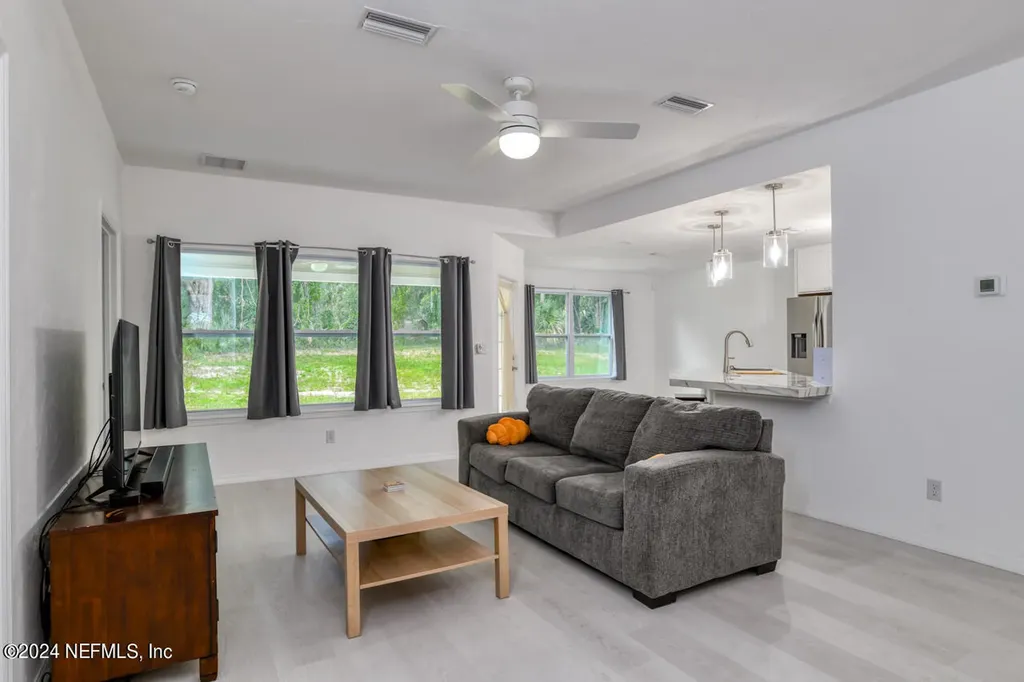 101 Killian Drive Hawthorne FL 32640