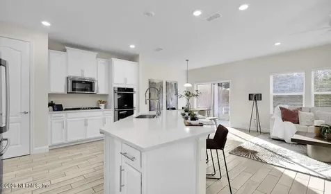 334 Clifton Bay Loop St. Johns FL 32259