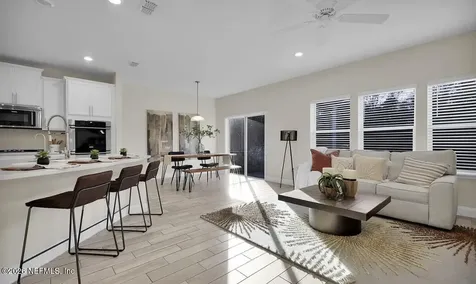 334 Clifton Bay Loop St. Johns FL 32259