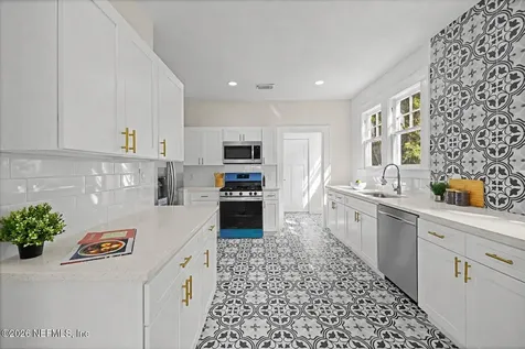 3528 Randall Street Jacksonville FL 32205